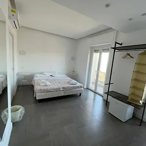 casual-stay-pentimele.taorminaitalyhotels.com/